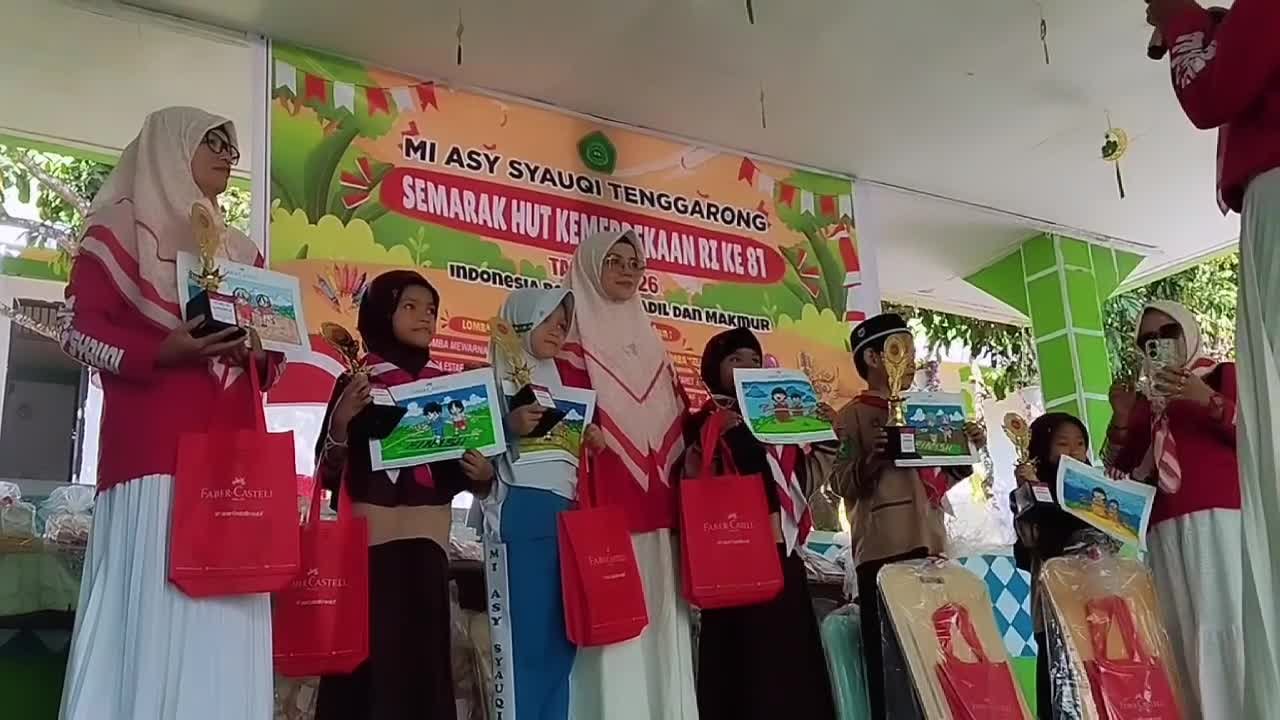 Semarak HUT ke-81 RI, MI Asy-Syauqi Tenggarong Kobarkan Semangat Kemerdekaan