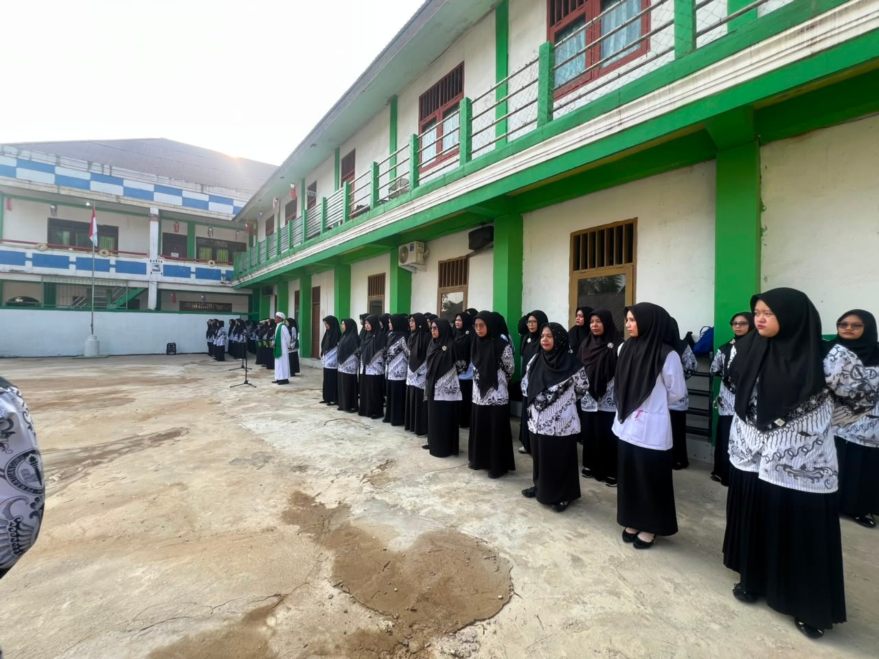 HUT RI KE 81